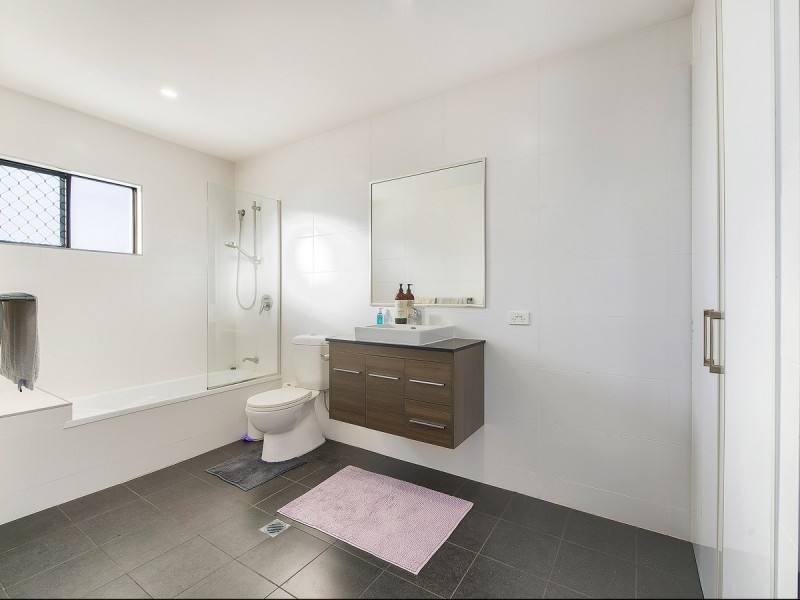 43/11 View Street, Chermside QLD 4032