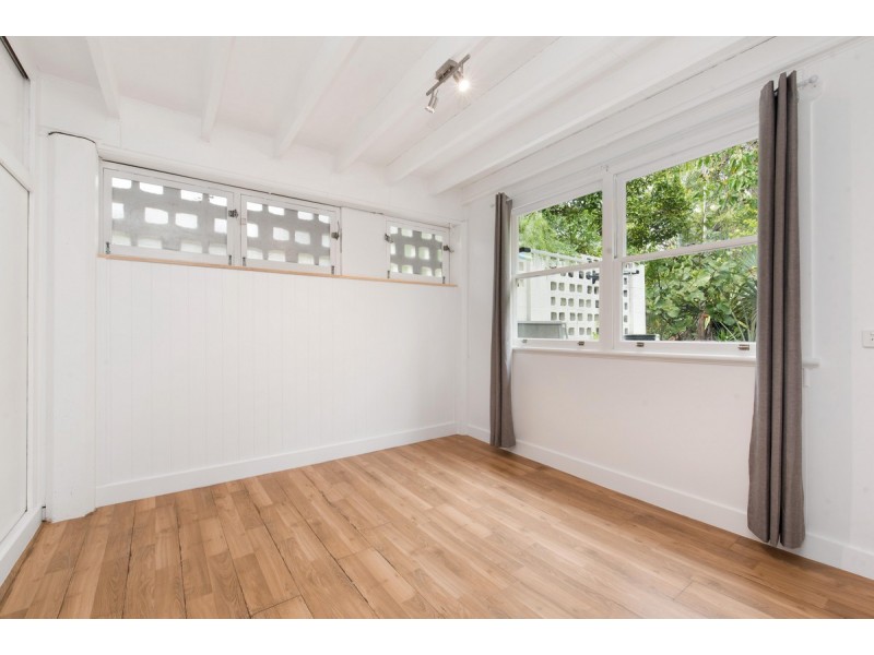 6 Cooinda Street, The Gap QLD 4061