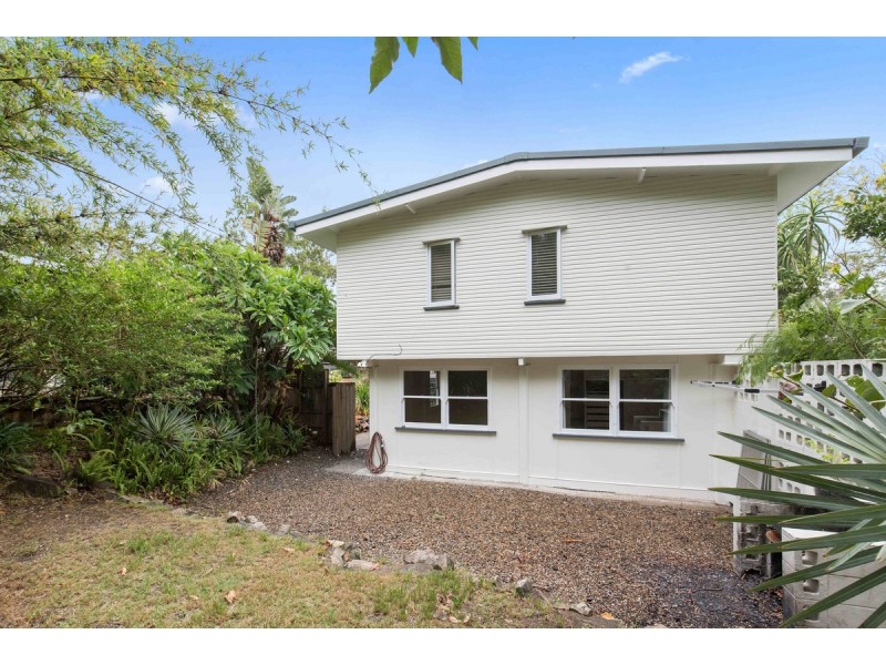 6 Cooinda Street, The Gap QLD 4061
