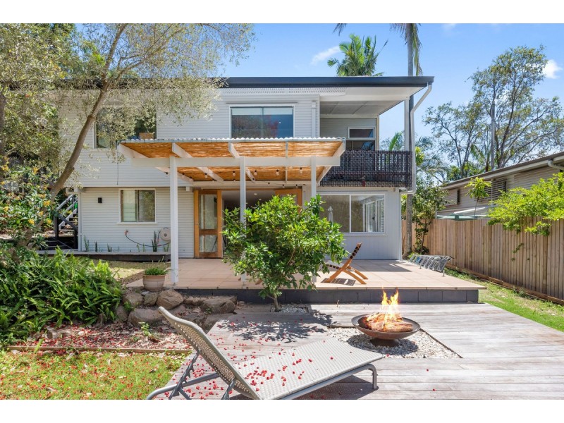 22 Parnoolar Crescent, Ferny Hills QLD 4055