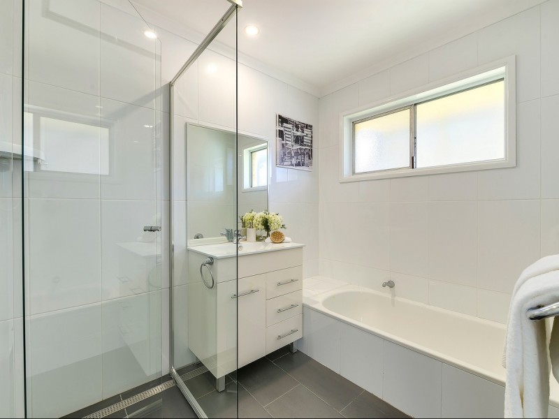 66 Flockton Street, Stafford Heights QLD 4053