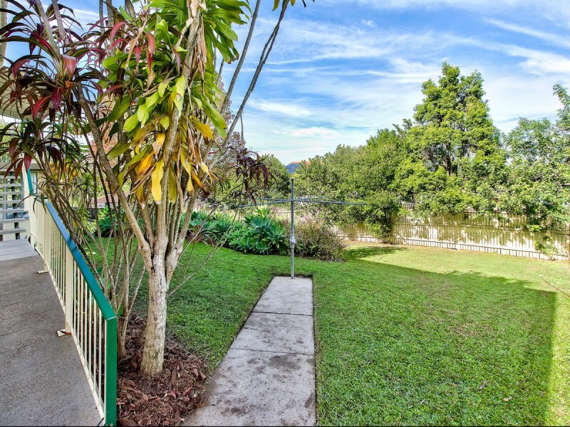 66 Flockton Street, Stafford Heights QLD 4053