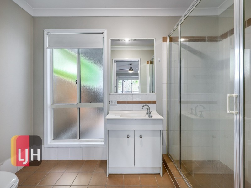 43 Turquoise Place, Wavell Heights QLD 4012