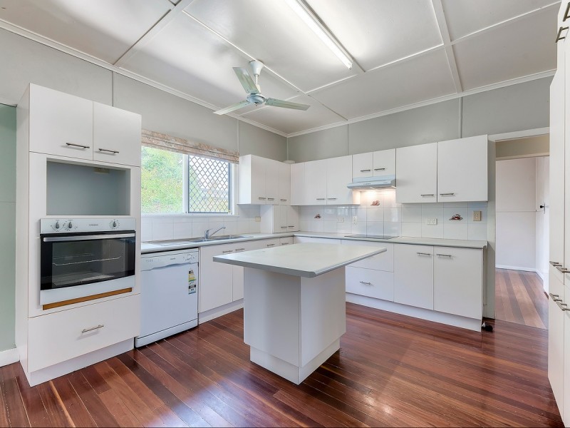 76 Reuben Street, Stafford QLD 4053