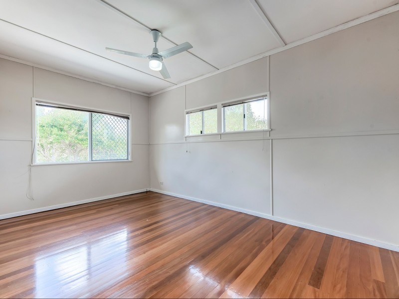 76 Reuben Street, Stafford QLD 4053