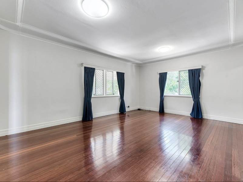 76 Reuben Street, Stafford QLD 4053