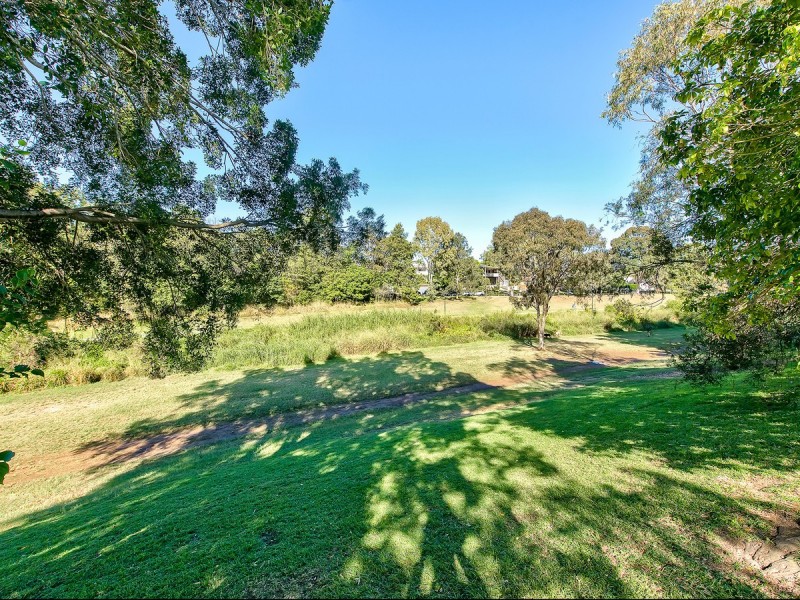 9 Montgomery Street, Gordon Park QLD 4031