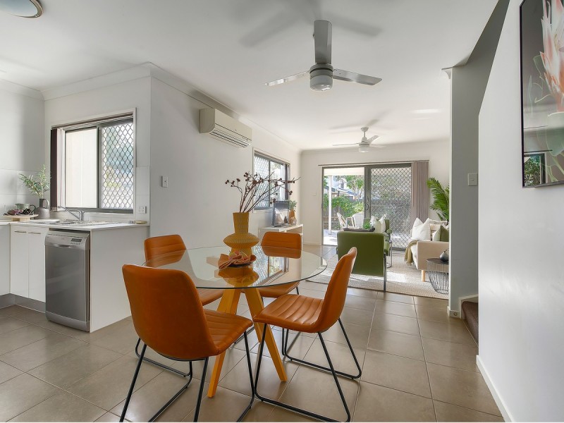 2/25 Church Road, Zillmere QLD 4034