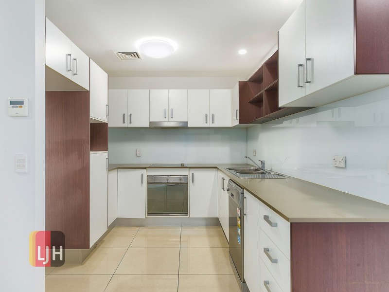 3/45 Playfield Street, Chermside QLD 4032