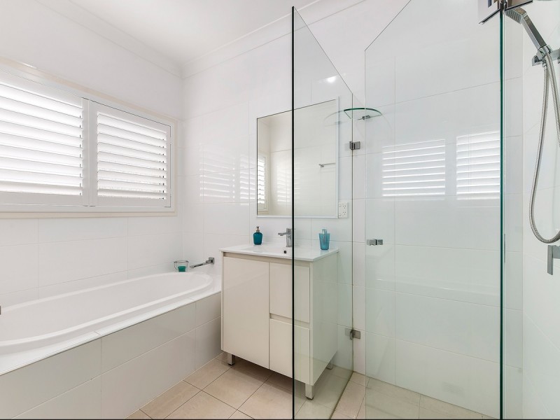 18 Pullen Road, Everton Park QLD 4053