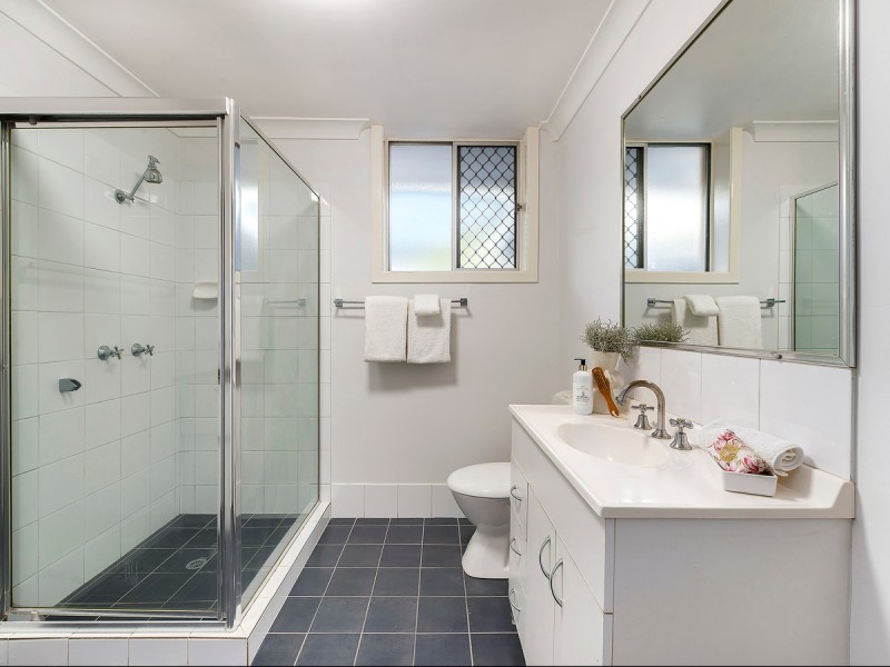 2/50 Alva Terrace, Gordon Park QLD 4031