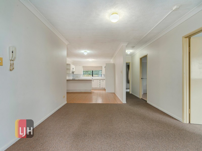 2/14 Broughton Road, Kedron QLD 4031