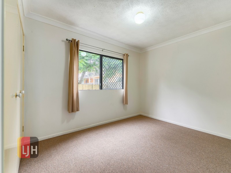 2/14 Broughton Road, Kedron QLD 4031