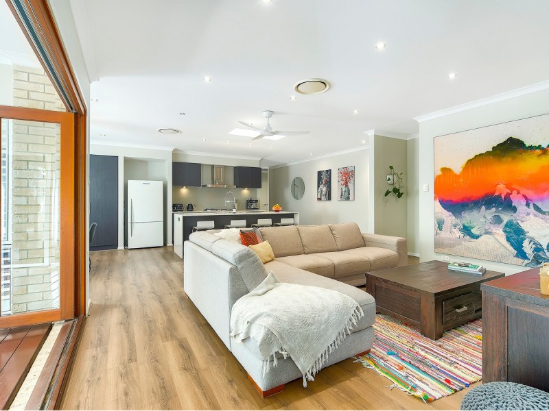 15 Atrium Way, Everton Hills QLD 4053