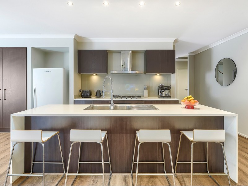 15 Atrium Way, Everton Hills QLD 4053