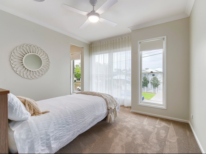 11 Agincourt Street, Grange QLD 4051