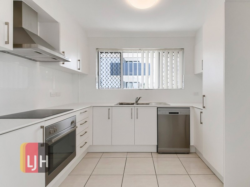 4/114 Melton Road, Nundah QLD 4012