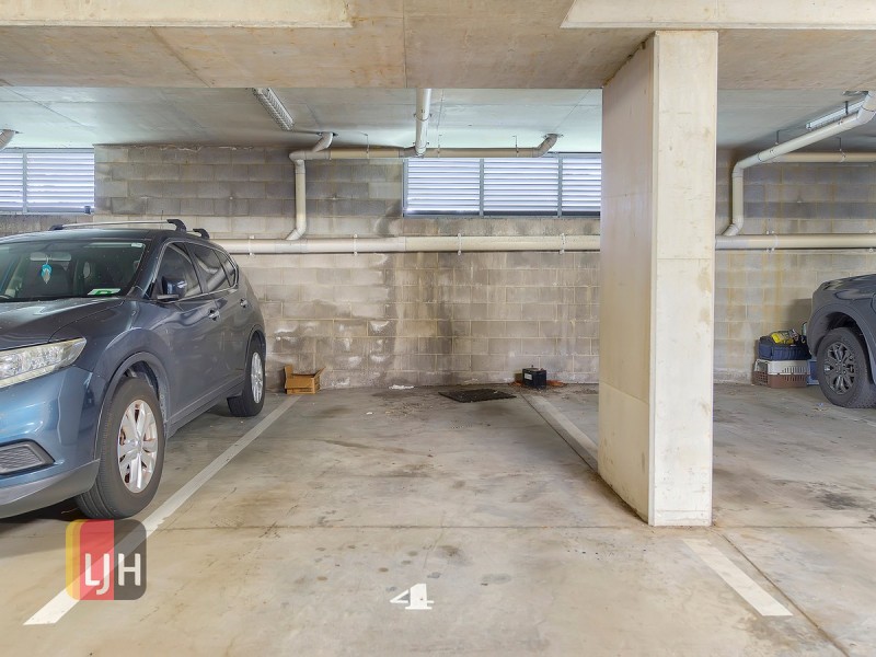 4/45 Playfield Street, Chermside QLD 4032