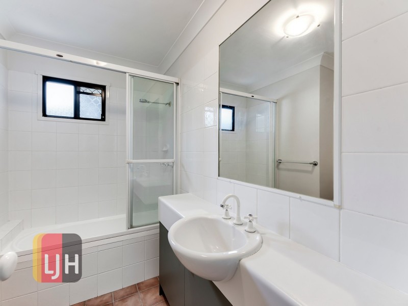 9/23A Ronmack Street, Chermside QLD 4032