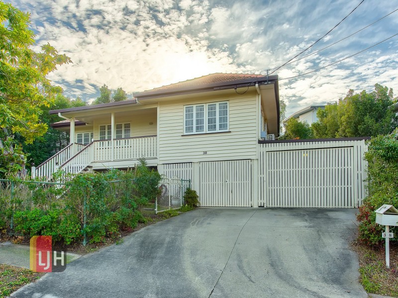 38 Gamelin Crescent, Stafford QLD 4053