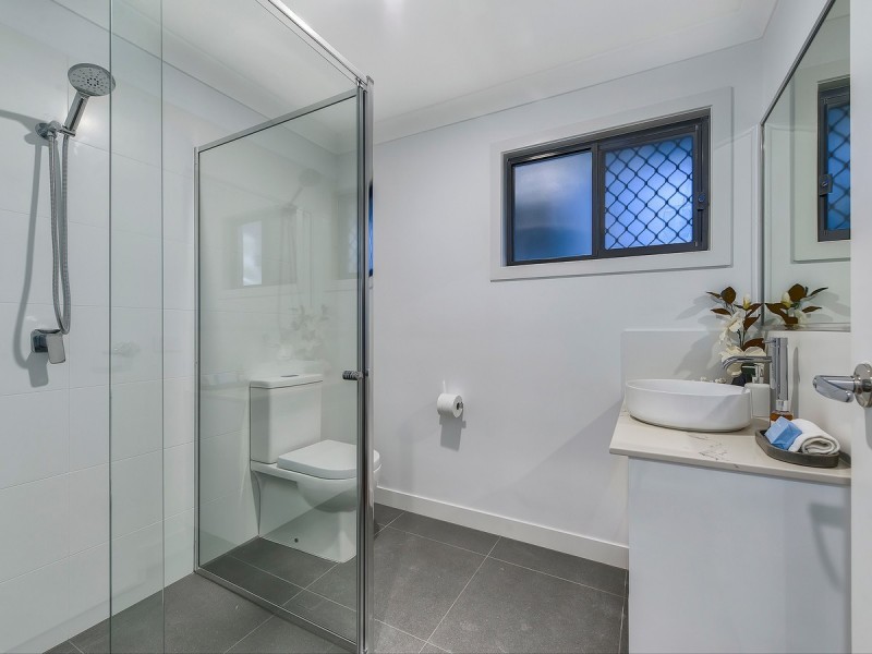 17 Gresford Street, Chermside West QLD 4032