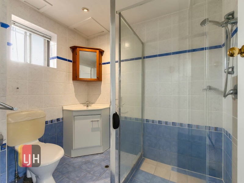 3/102 Massey Street (Cnr 129 Crescen, Ascot QLD 4007