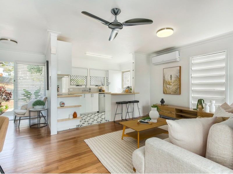 12 Bann Street, Stafford Heights QLD 4053