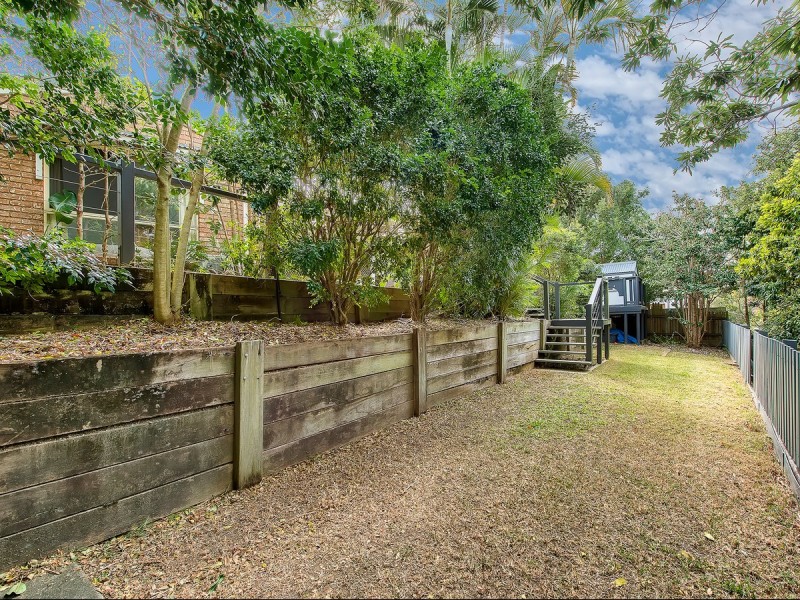 43 Hillenvale Avenue, Arana Hills QLD 4054