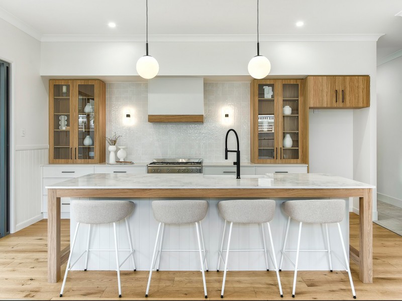 152 Redwood Street, Stafford Heights QLD 4053