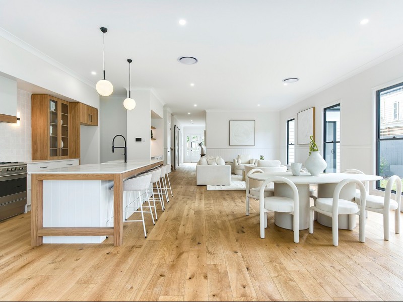 152 Redwood Street, Stafford Heights QLD 4053