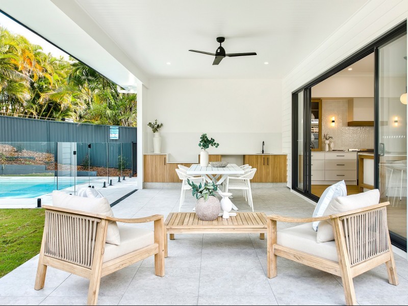 152 Redwood Street, Stafford Heights QLD 4053