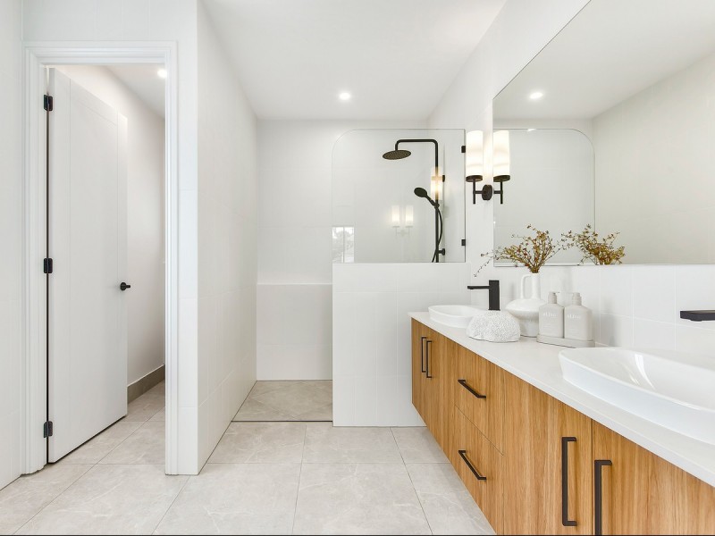 152 Redwood Street, Stafford Heights QLD 4053