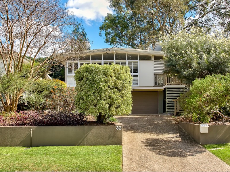 32 Amott Street, Stafford Heights QLD 4053