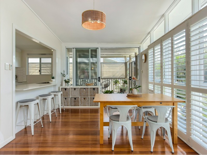 32 Amott Street, Stafford Heights QLD 4053