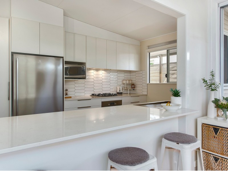 32 Amott Street, Stafford Heights QLD 4053