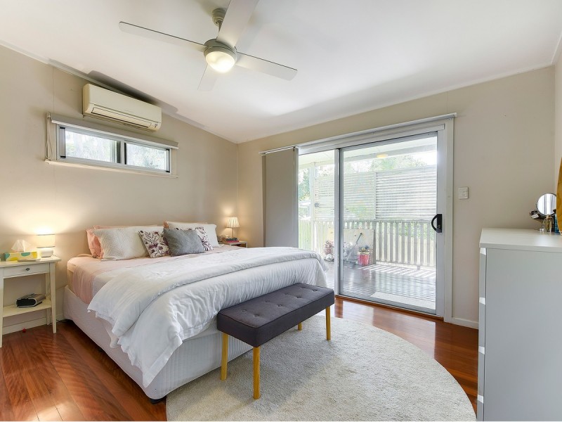 32 Amott Street, Stafford Heights QLD 4053