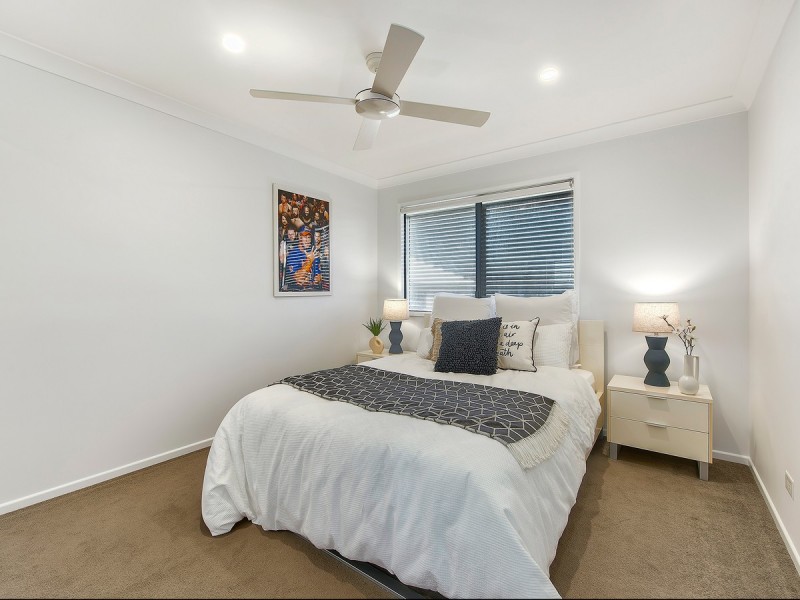 2A Pfingst Road, Wavell Heights QLD 4012