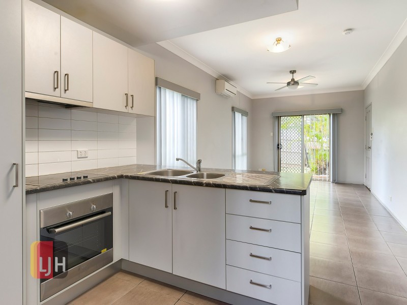 2/12 Brockman Street, Kedron QLD 4031