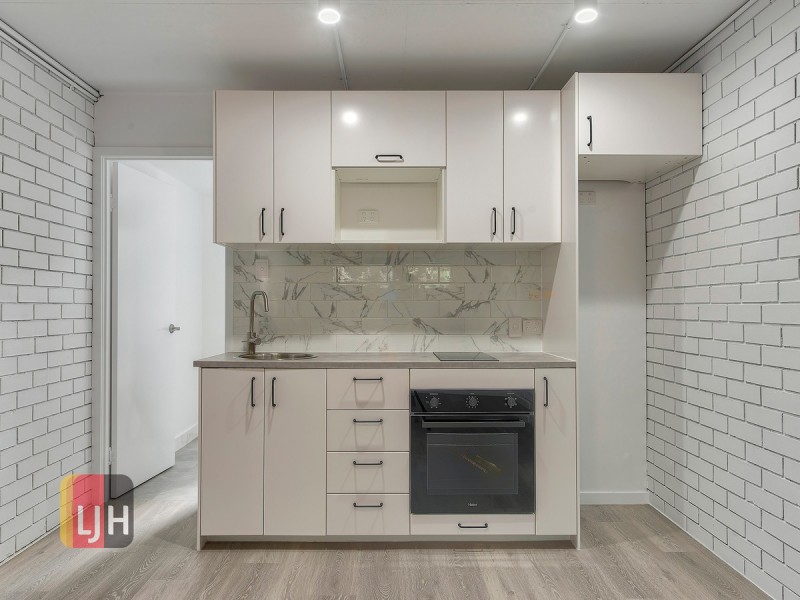 4/37 Hall Street, Northgate QLD 4013