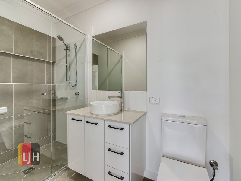 4/61a Sizer Street, Everton Park QLD 4053