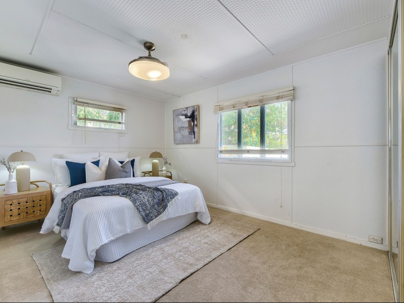 313 Kitchener Road, Stafford Heights QLD 4053