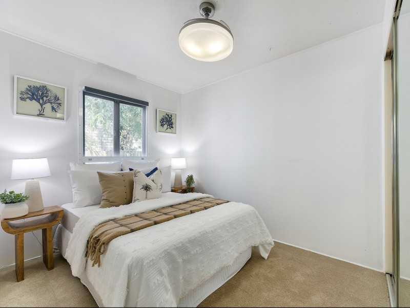 313 Kitchener Road, Stafford Heights QLD 4053