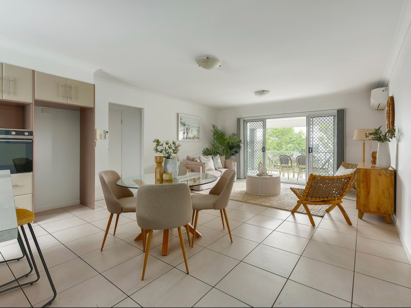 10/2A White Street, Everton Park QLD 4053