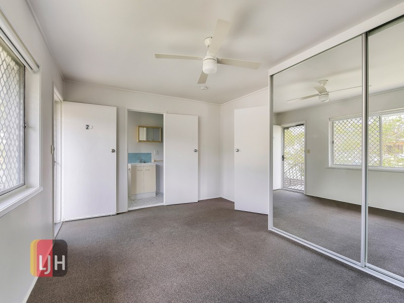 2/20 Surrey Street, Nundah QLD 4012