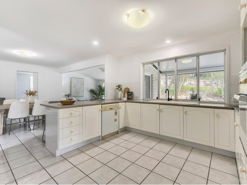 29 Berkeley Place, Ferny Grove QLD 4055