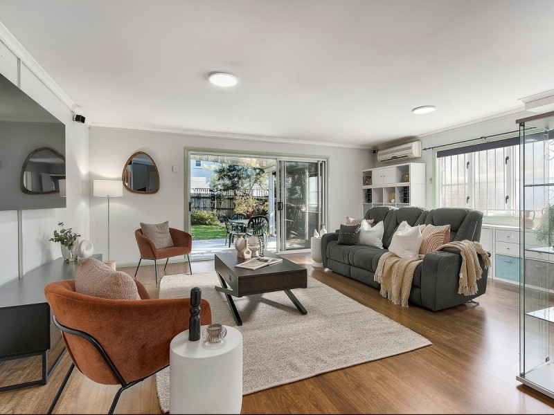 203 Edinburgh Castle Road, Wavell Heights QLD 4012