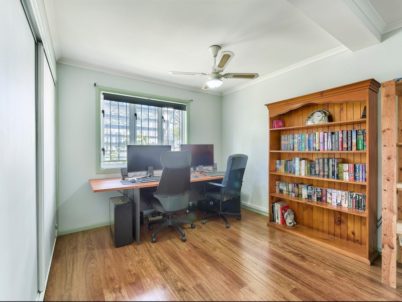 203 Edinburgh Castle Road, Wavell Heights QLD 4012