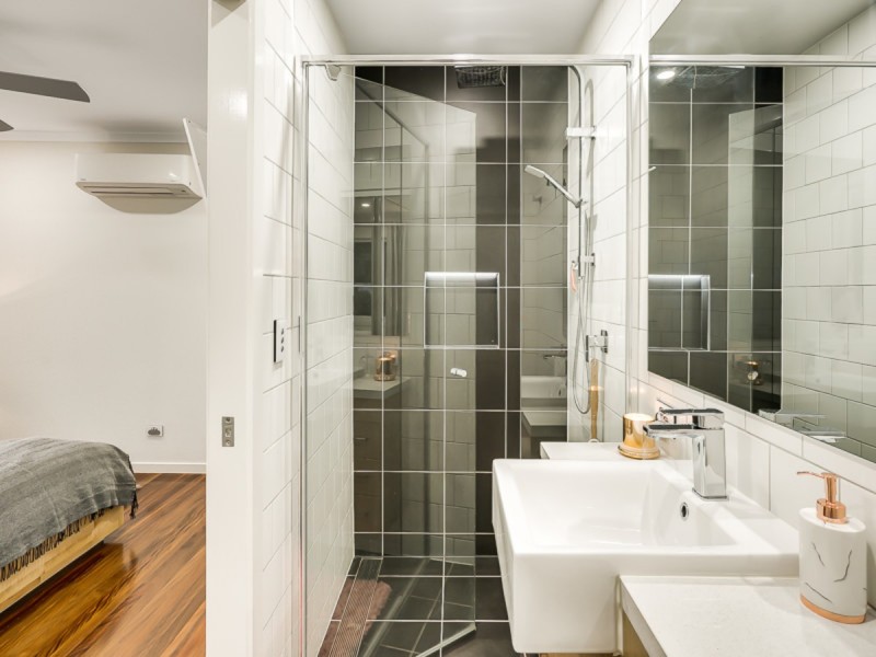 9 Ansford Street, Stafford Heights QLD 4053