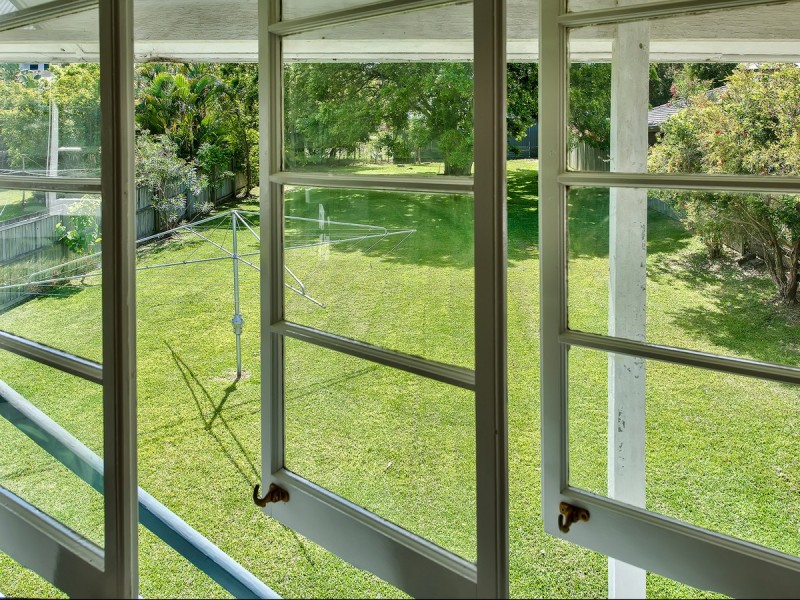 23 Leiper Street, Stafford QLD 4053