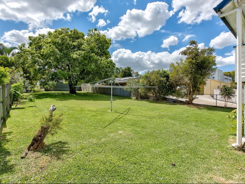 23 Leiper Street, Stafford QLD 4053